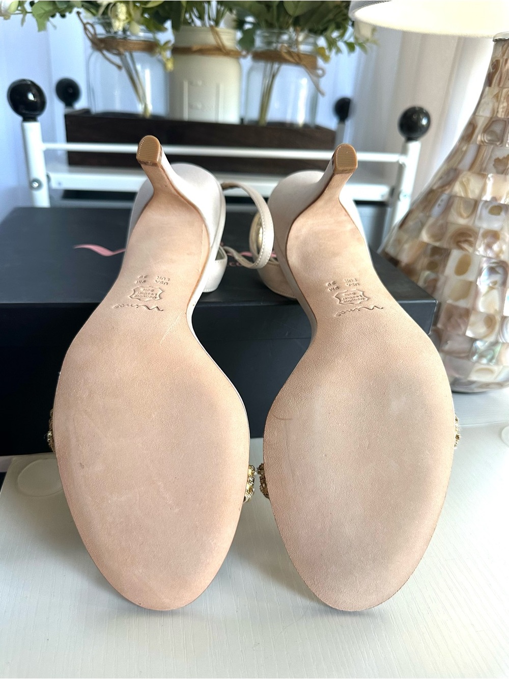 Nina Champagne Satin Beaded Heels NIB Leather Sole Wedding Shoes Sz 9 - Picture 4 of 10